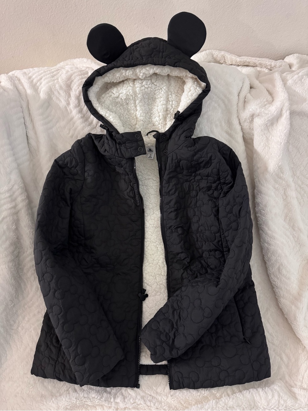 Disney black Mickey Mouse quilted jacket with hood and ears Size S Sherpa lined